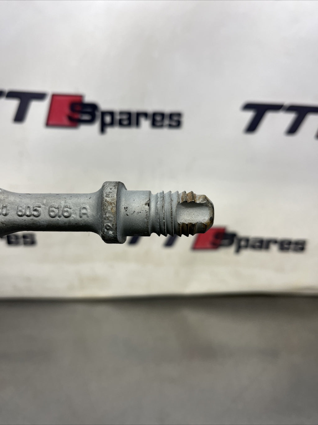 GENUINE AUDI TT A3 A4 A5 A6 RS4 RS6 TOWING TOW HOOK EYE 4B0805616A