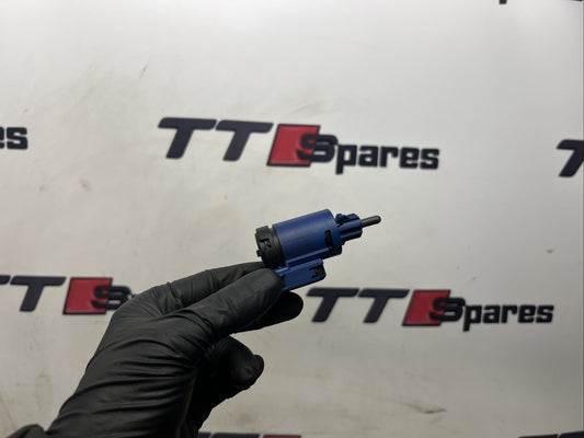 1J0945511D 1J0945511 Brake Light Stop Switch VW Volkswagen BLUE