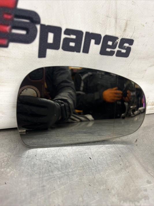 Genuine Audi TT 8N Drivers Wing Mirror Glass