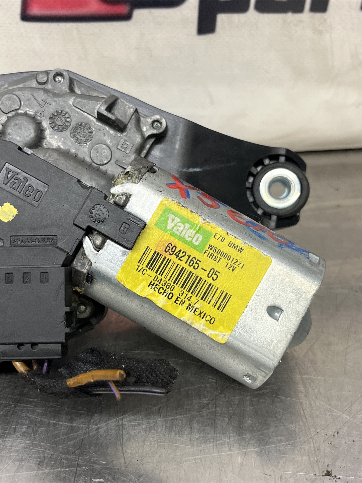 6942165 05 WS00001221 BMW X5 Series E70 Wiper Mechanism Motor Linkage FIRST  VAL