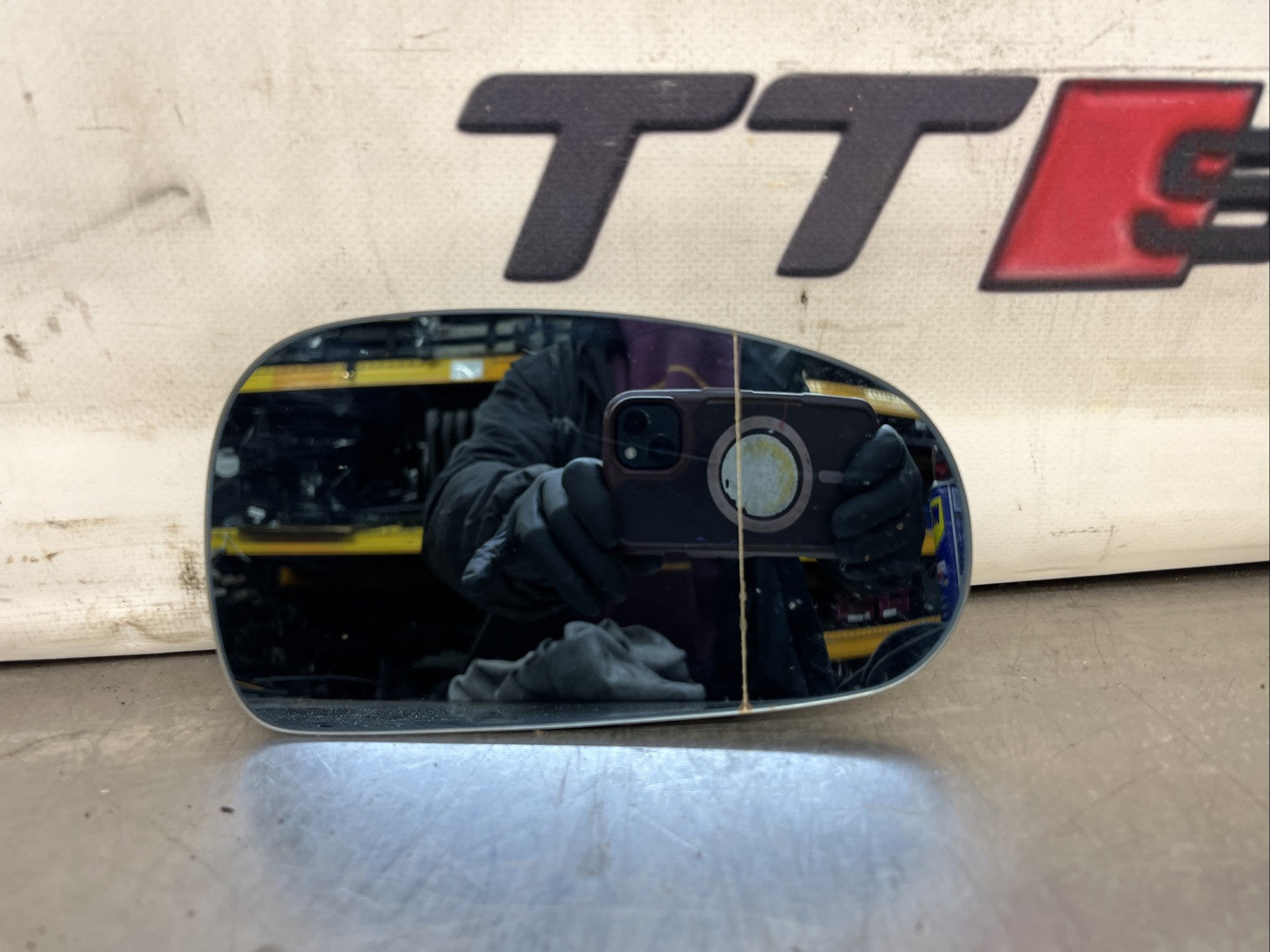 Genuine Audi TT 8N OS Drivers Wing Mirror Tinted Glass