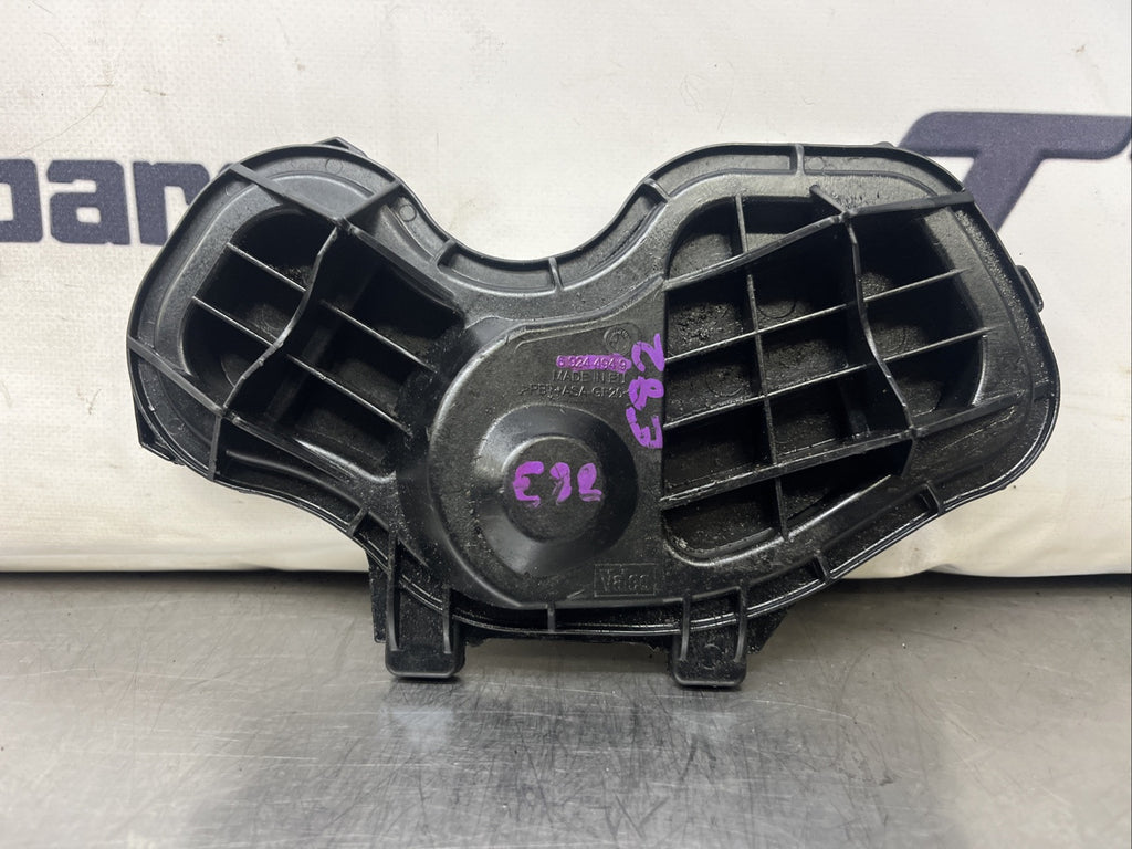 6924494 BMW E82 118D 1 SERIES RIGHT HEADLIGHT COVER 