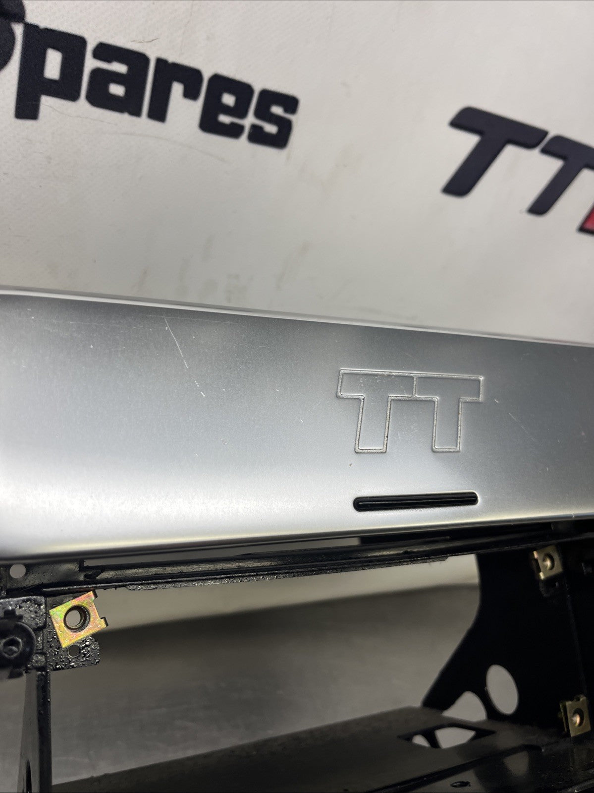 AUDI TT MK1 8N COUPE ROADSTER ~ DASH RADIO HEAD UNIT FASCIA SURROUND FLIP PANEL
