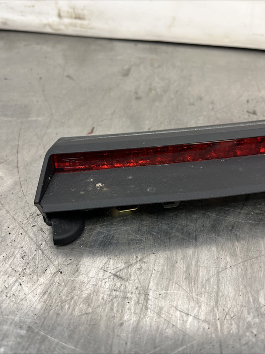 AUDI TT 2002 THIRD BRAKE LIGHT 8N8945097A