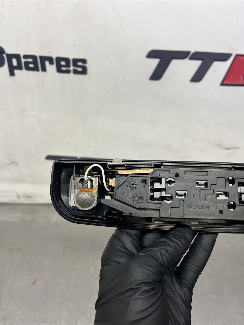 Audi TT Mk1 8N - Roadster, Black Front Interior Light 8N7947111 - Used