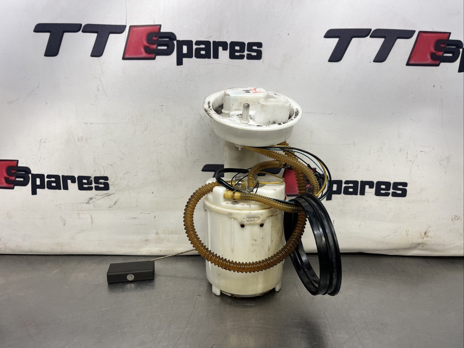 AUDI TT 8N QUATTRO IN TANK FUEL SENDER UNIT PUMP MAIN PART TWIN 8l9919051G V6