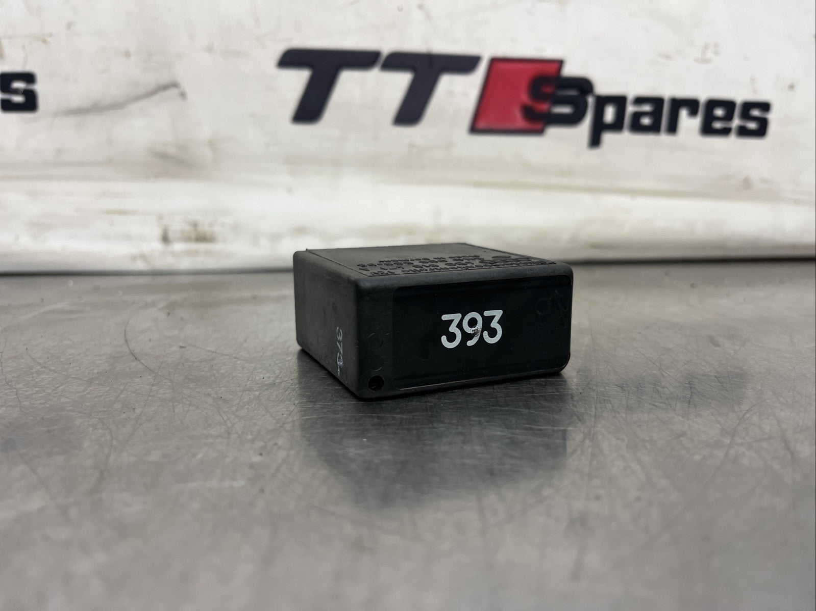 Audi Vw - No 393 Black Relay 4B0919471A - Headlight Control Relay - 5KG006568-05